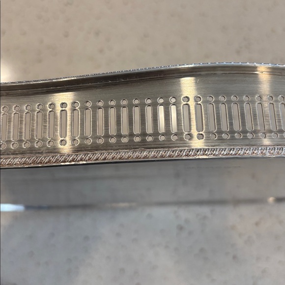 Elegant Silver Plated over Copper Decorative Tray - Picture 13 of 14